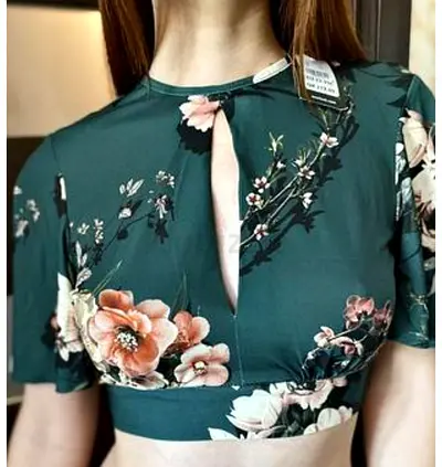 Green Floral Short Sleeve Crop Top - Women's Size S (Like New)