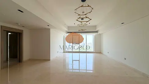 UPGRADED | GOLF VIEWS | FITTED KITCHEN APPLIANCES