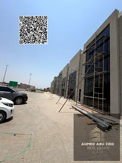 Large 2,500 sq.ft warehouse for rent in Umm Al Quwain. 13 KW power, AED 35/sq.ft. 6 payments. Multip