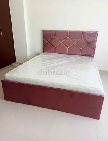 BRAND NEW QUEEN SIZE LUXURY BED WITH MATTRESS AVAILABLE