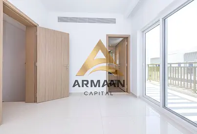 Modern 4BR Townhouse | Family-Friendly Community