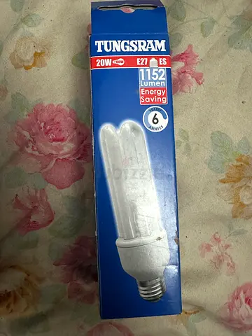 Tungsram 20W Energy Saving CFL Bulb (E27) - New in Box 6 AED FOR 3 LIGHTS