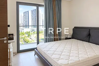 12 Cheques | Vacant | Fully Furnished