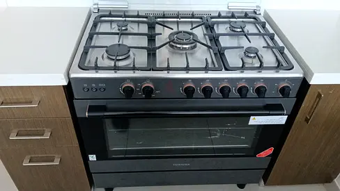 Toshiba 5 Burner Gas Stove