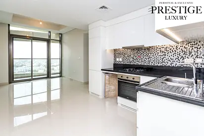 Prime Location | Fitted Kitchen | Vacant