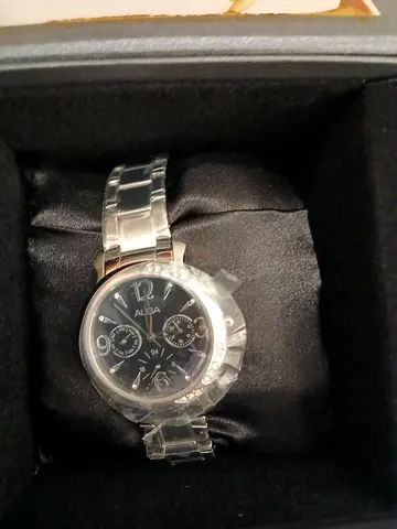 Alba women's watch real