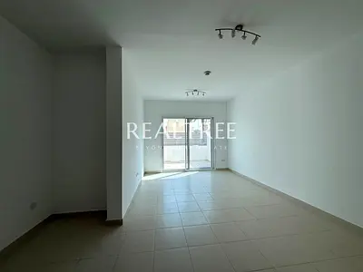 Spacious Studio | |