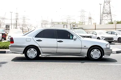 1998 Mercedes-BENZ C-CLASS — фото 4