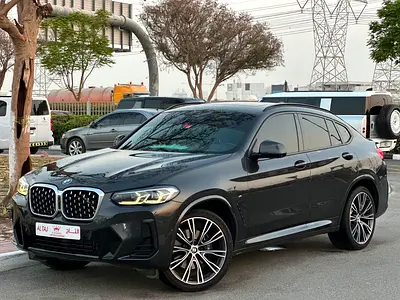 *LOWEST PRICE* BMW X4 M-SPORT 2022 GCC FULL SERVICE NO ACCIDENTS NO PAINT