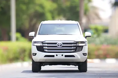 2026 Toyota LAND CRUISER photo 4