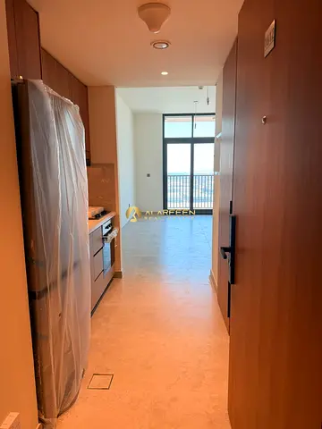Luxury Studio | Brand New | Open View