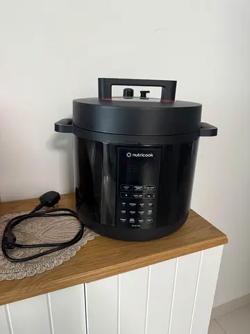 Nutricook Multi Cooker / Electric Pressure Cooker - Good Working Condition