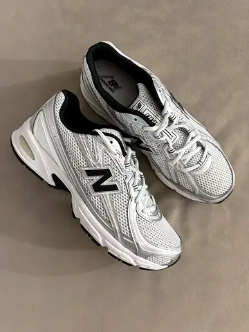 Light Grey New Balance Running Sneakers 740 - Size 45,