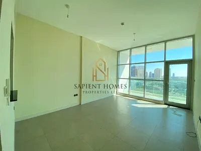 Pool View - Lower Floor ! Bright n Spacious ! Ready to Move