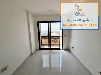اول ساكن-غرفتين وصالة مع ستور-3حمام غرفتين ماستر-بلكونة اطلالة مفتوحة-موقع مميز-سهل المخرج لدبي