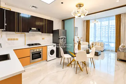 LUXURY LIVING 1BHK | FULLY FURNISHED | HIGH FLOOR