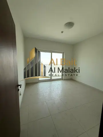 Luxury 2 Master Bedrooms + Living Room | Open View + Balcony + Parking