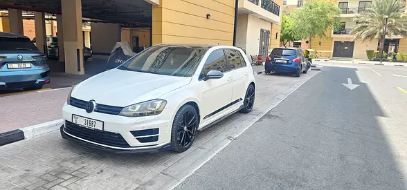 صورة 2 لـ 2015 Volkswagen GOLF R