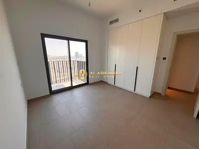Fitted Kitchen | Spacious Unit | Ready to Move