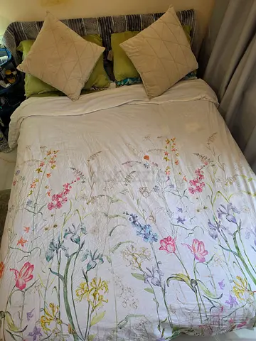 ikea metal frame double 140×200  in very - good condition with  mattress