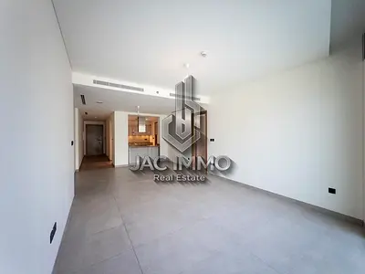 Huge Unit| Vacant with Maid's and Storage Room