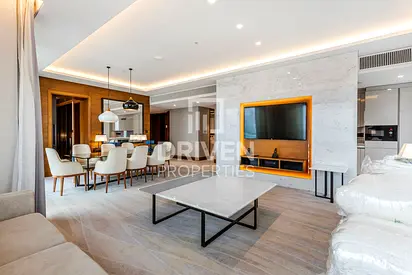 Spacious and Bright Unit | Bills Included
