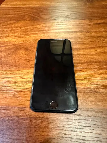 iPhone SE 64GB - Black (Used)