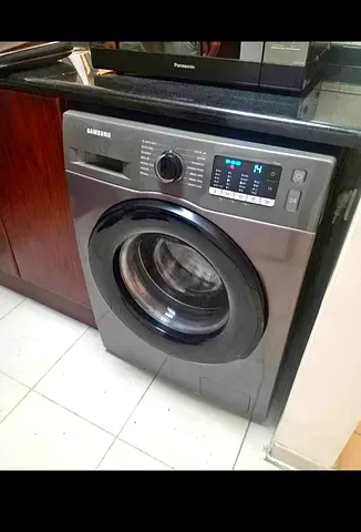 Samsung Front Load Washing Machine - 8kg, Grey, Good Working Condition fre home delivery