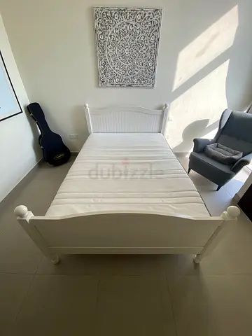 Pottery Barn Beadboard Full Double Bed – White Solid Wood