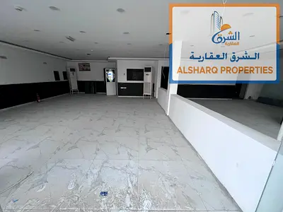 محل تجاري للإيجار _ الراشدية 1 _ بجوار فندق رامادا _ مساحة 180 متر _ واجهة كبيرة _ مطبخ وحمام _ باركينج متوفر _ 4 دفعات