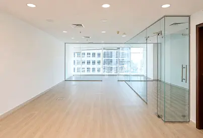 Fitted | Near Metro | Vacant Now