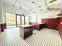 FULLY FITTED CORNER SHOP | PRIME LOCATION | CLOSE TO PARKING