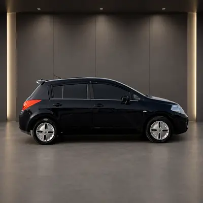 2008 Nissan TIIDA 照片 2