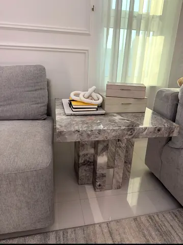 Marble-effect Side Table / End Table in Grey White Finish/coffee table