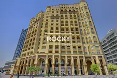 Elegant Equipped Kitchen Studio with Balcony & Bldg Amenities in the heart of DSO