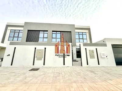 Spacious 5Bhk villa With Elevator All Master Bedrooms Balcony Wardrobes majlis 180K
