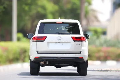 2026 Toyota LAND CRUISER photo 3