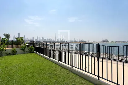 Skyline and Sea View | Luxury Living | Spacious