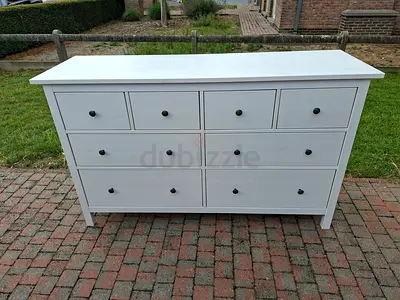 White 8-Drawer Wooden Dresser / Chest of Drawers - Good Condition