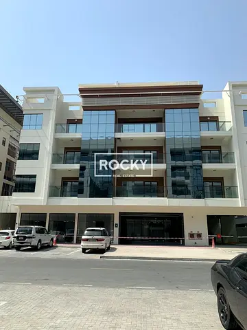 2 B/R with Balcony | Pool & Gym