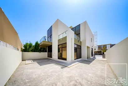 Corner Villa | Vacant | Multiple Cheques