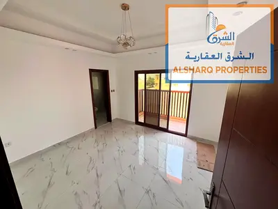 Second tenant - Two bedrooms and a living room - 3 bathrooms, master bedroom - Modern finishes - Ba