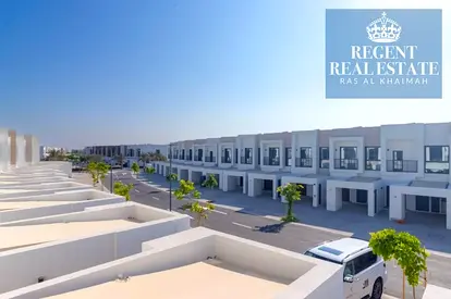 Unfurnished 2 Beds + Maid Villa l Marbella 2 Sale