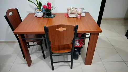 Dinning Table