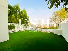 3BR TH | Single Row | Garden View