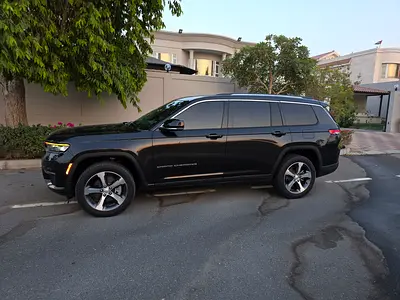 FAMILY CAR 7 seat GCC full option