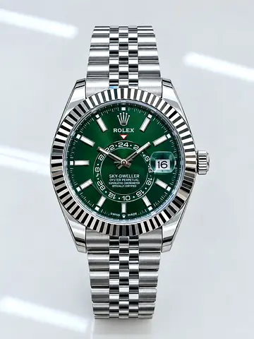 Rolex Sky-Dweller Green Dial – Luxry Quartz Watch