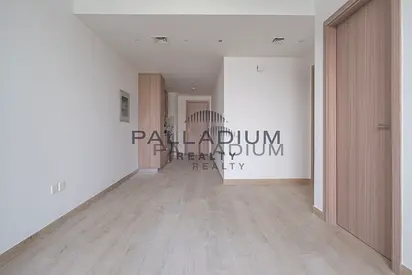 Modern Apartment | Ready to Move | Pool View