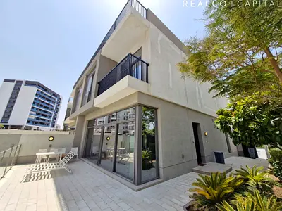 Brand New 5BR Villa for rent with Private Pool