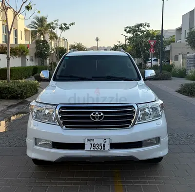 Pristine Toyota Land Cruiser GXR 2010 | GCC Specs | Well Maintained